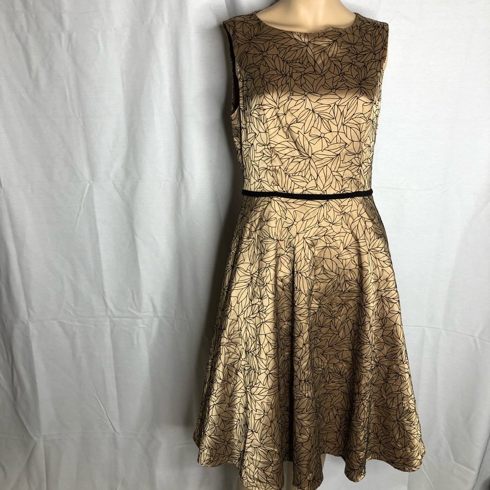 Ruby Belle dress size 6